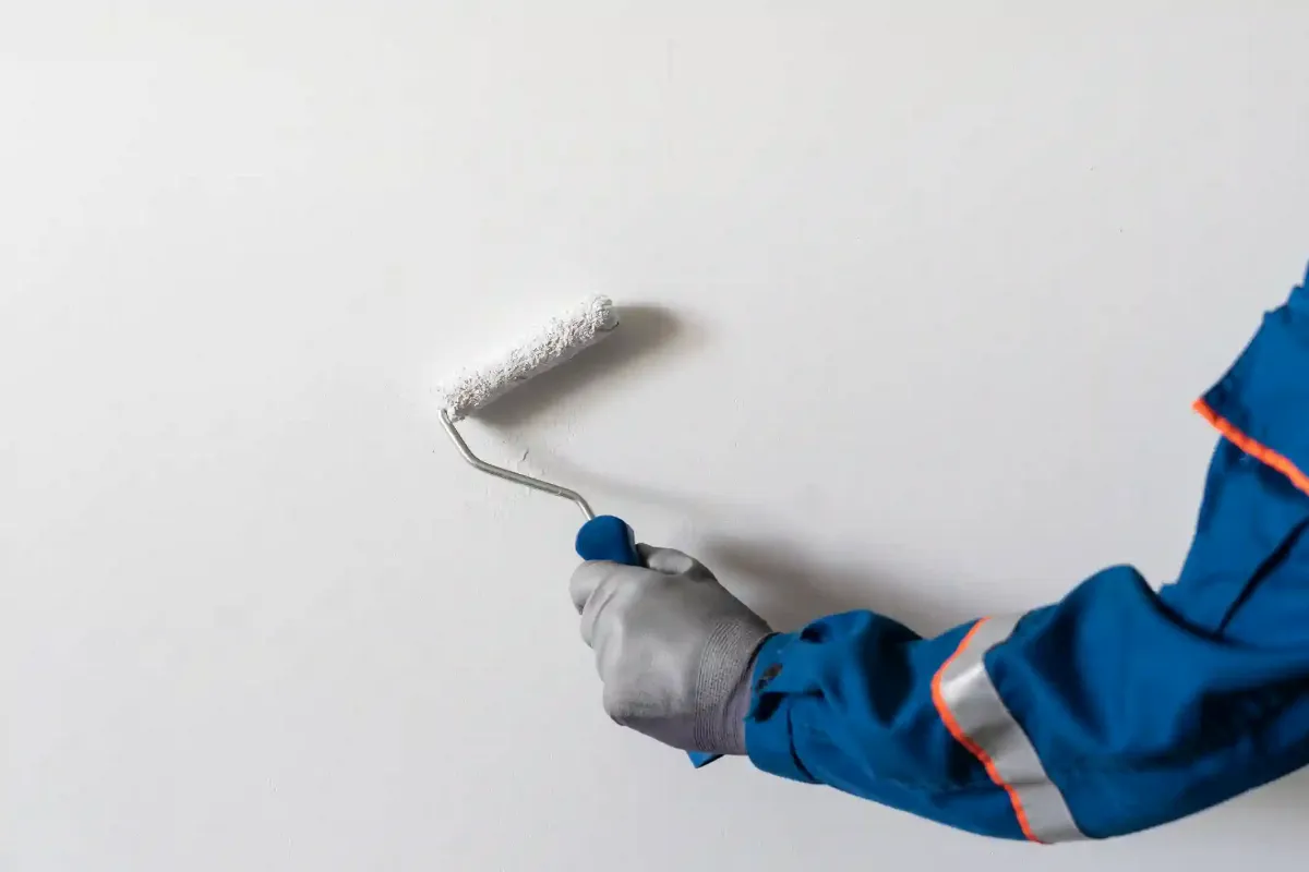 Services rénovation peinture, placo, parquet Bouches-du-Rhône et Var